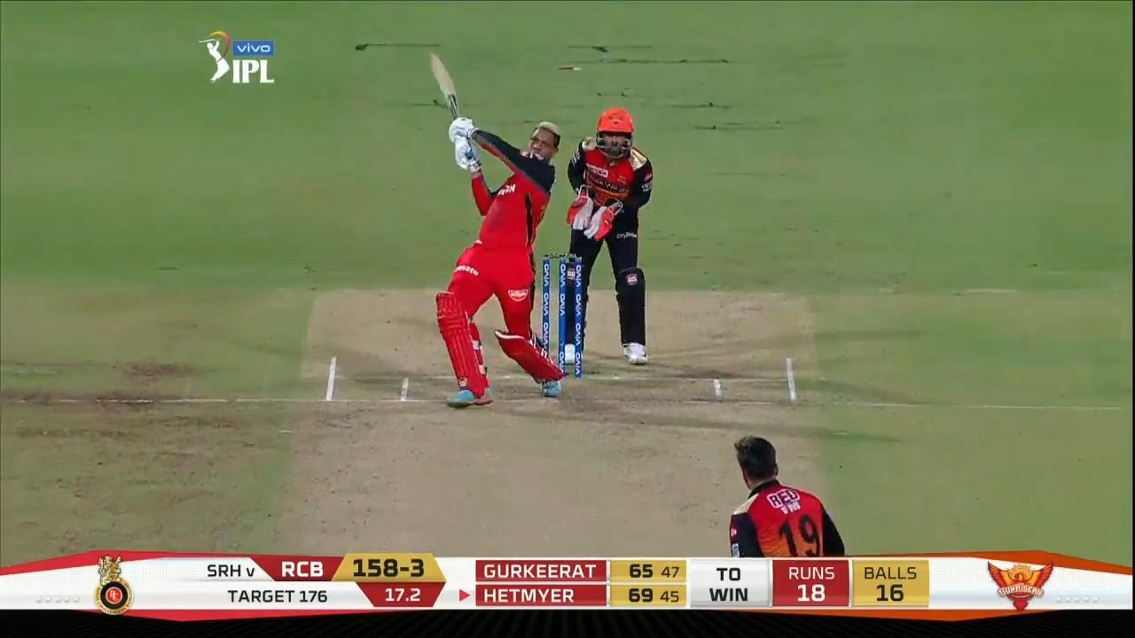 M54: RCB vs SRH – Shimron Hetmyer Six