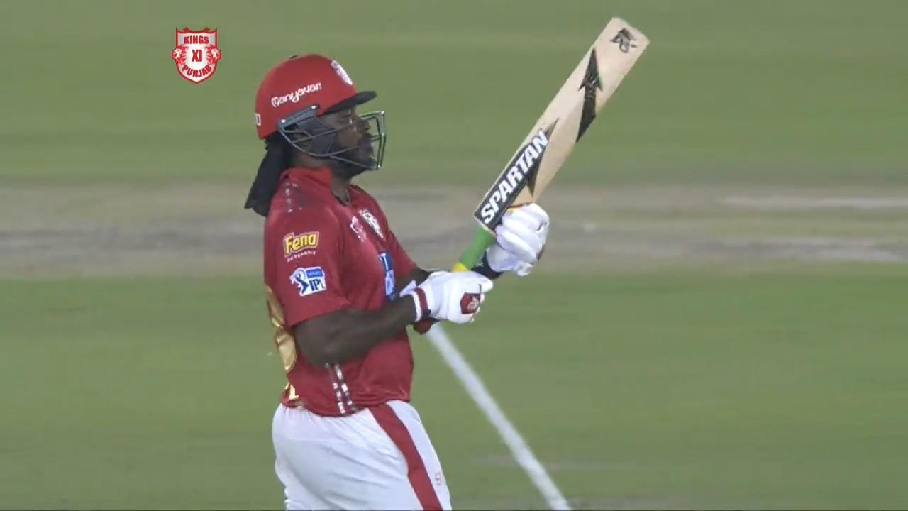 M12: KXIP vs CSK – Amazing Moments