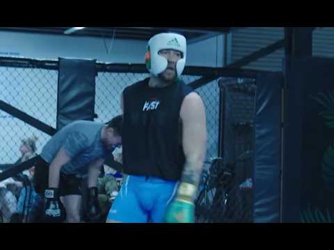 Conor McGregor Is A Master. Bruce Lee Method Crushes Man.