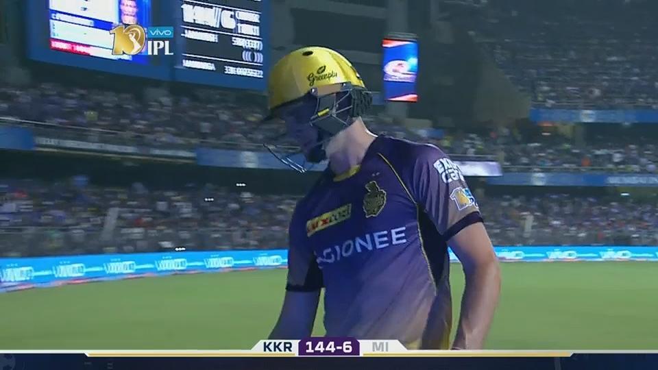M7: MI vs KKR – Chris Woakes Wicket