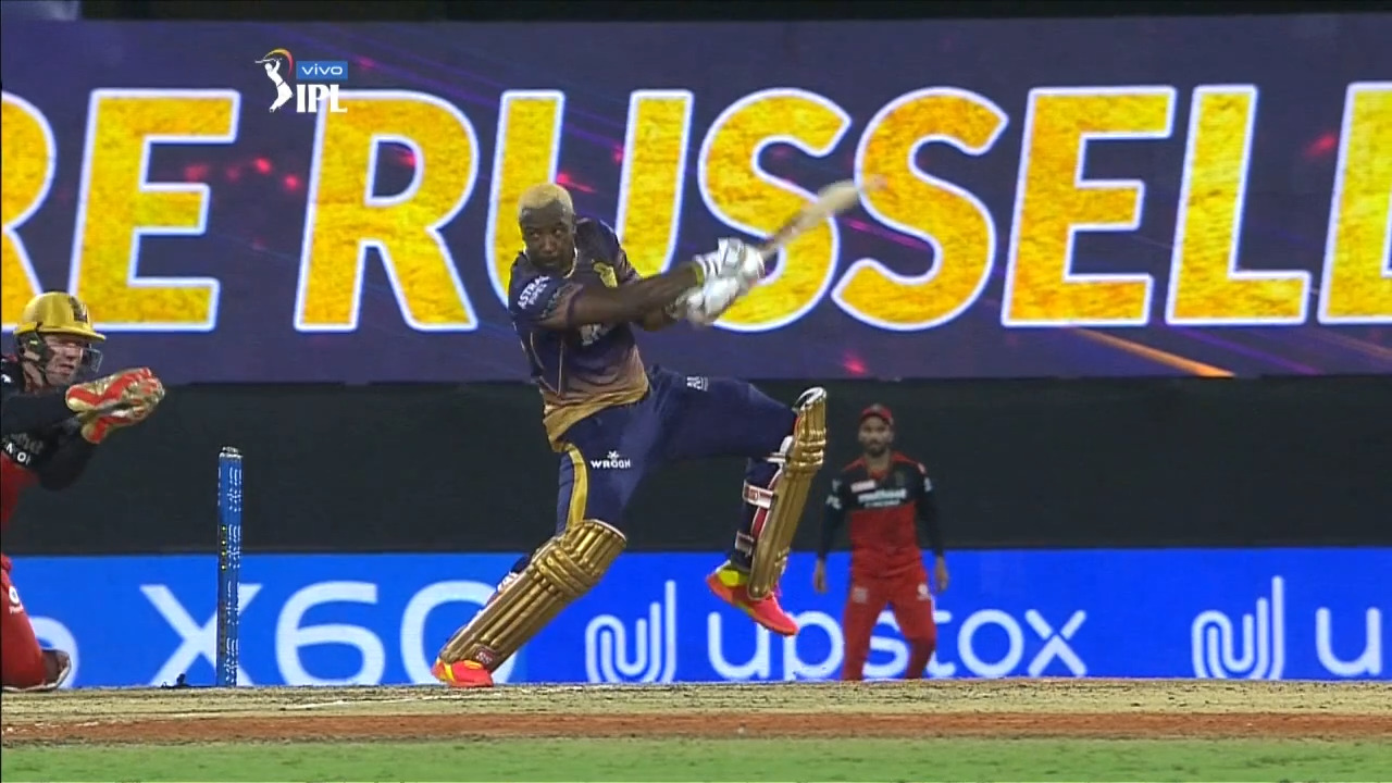 Russell's late blitz of 31(20)