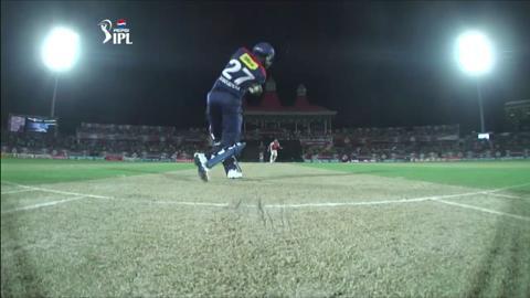 M67: KXIP vs DD – Amazing Moments background
