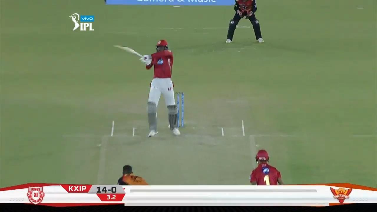 M16: KXIP vs SRH – Chris Gayle Six