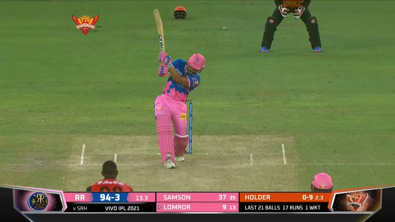 M40: SRH vs RR – Mahipal Lomror Six