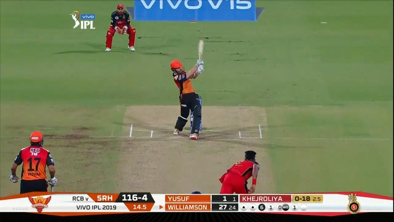 M54: RCB vs SRH – Kane Williamson Six