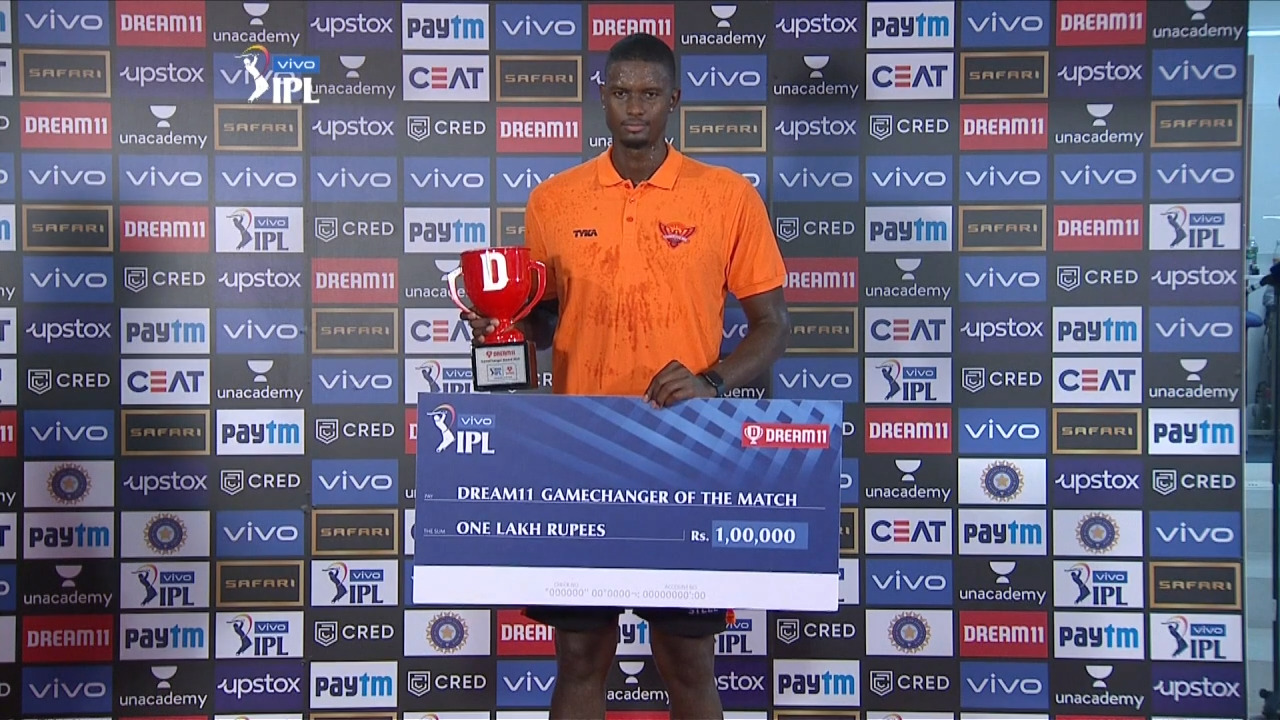 M37: SRH vs PBKS – Dream11 GameChanger of the Match – Jason Holder background