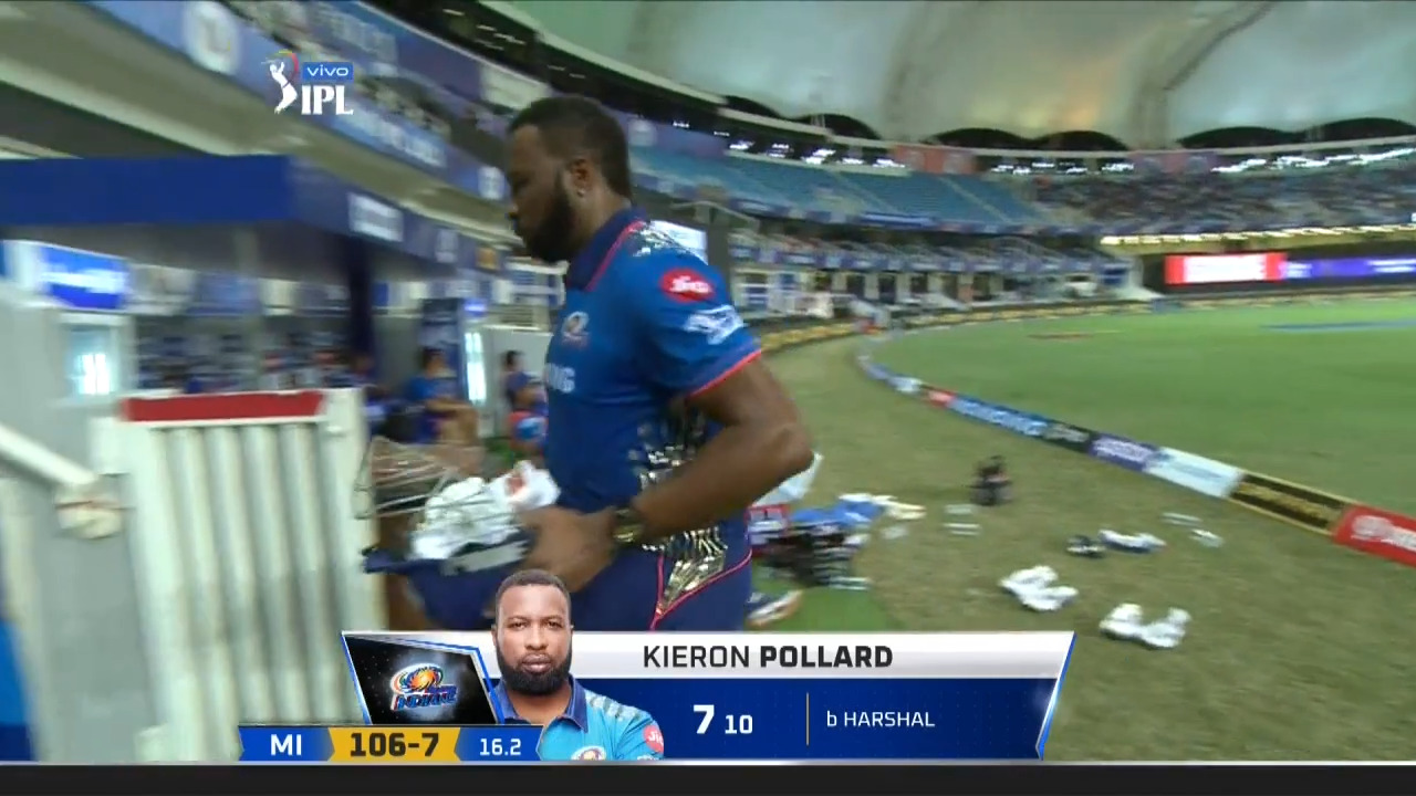 M39: RCB vs MI – Kieron Pollard Wicket background