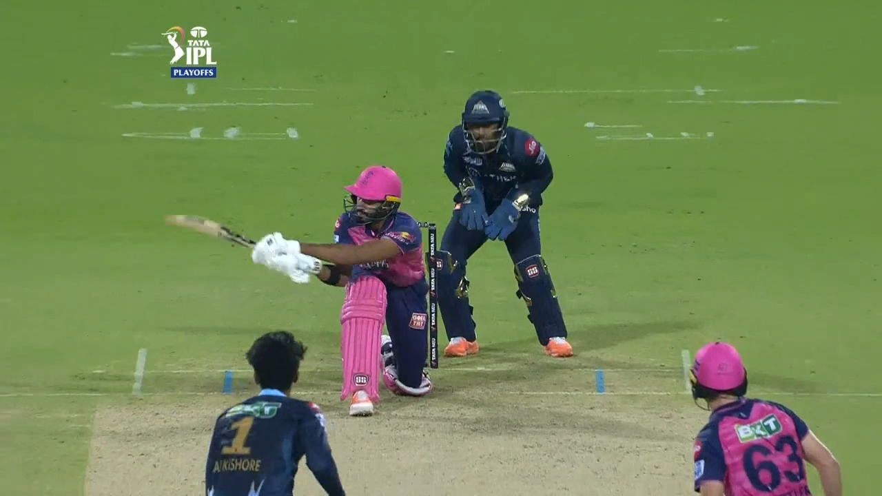 Q1: GT vs RR – Devdutt Padikkal Six
