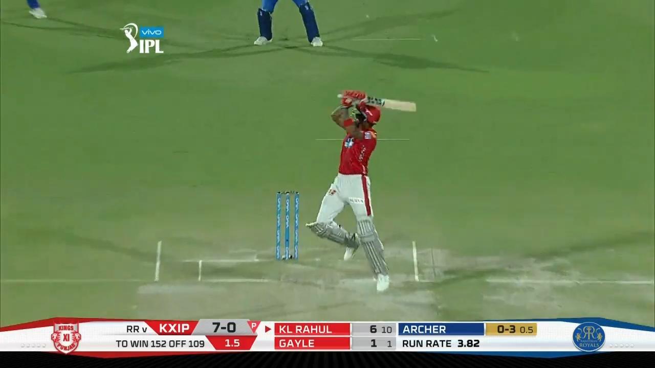 M40: RR vs KXIP – KL Rahul Six