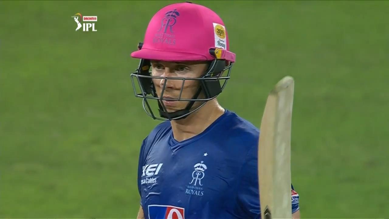 Tom Curran's fighting 54*(36)