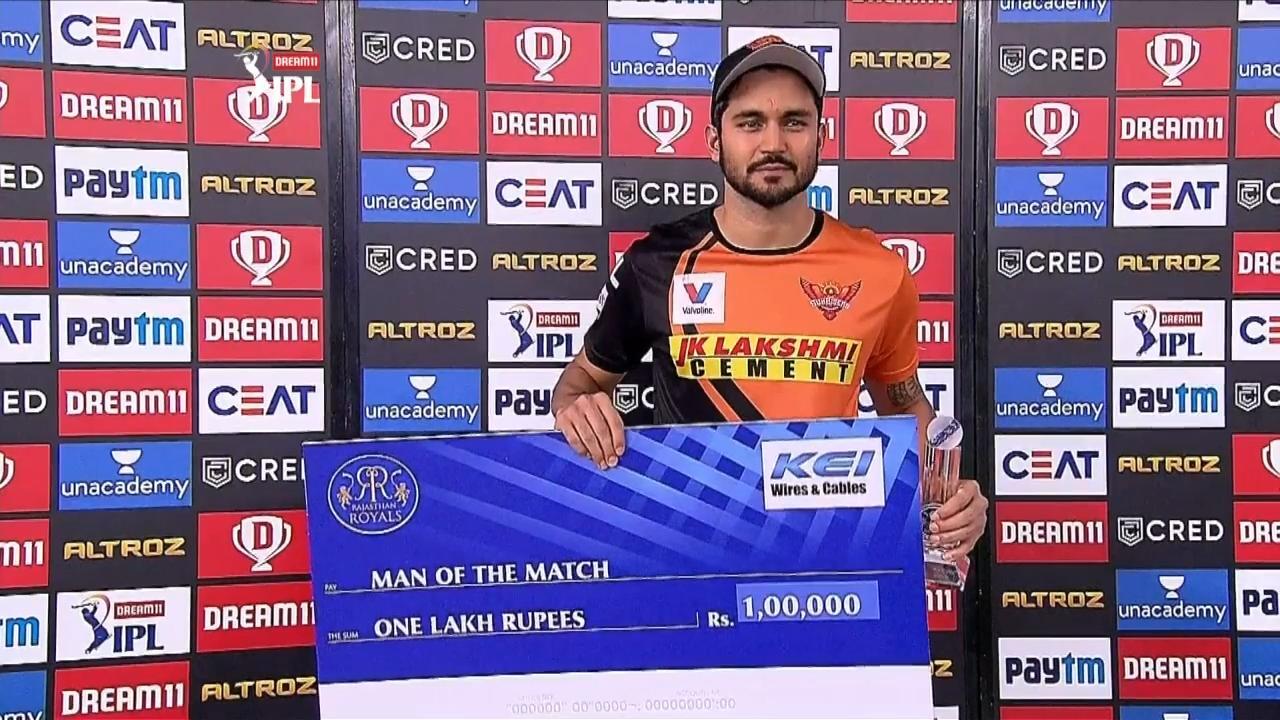 M40: RR vs SRH – Man of the Match – Manish Pandey background