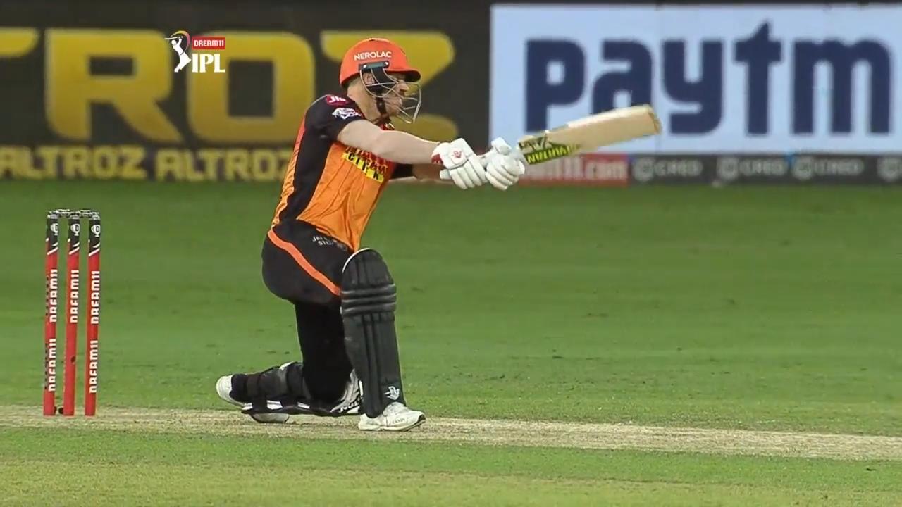 M43: KXIP vs SRH – David Warner Six background