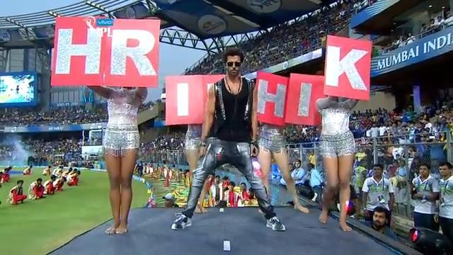 "VIVO IPL 2018 - OPENING NITE: Hrithik Roshan steals the show" background