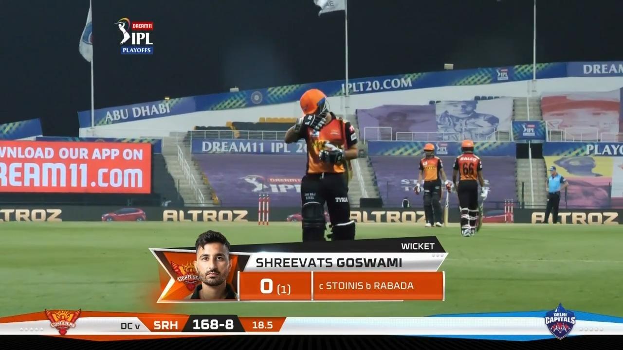 Q2: DC vs SRH – Shreevats Goswami Wicket