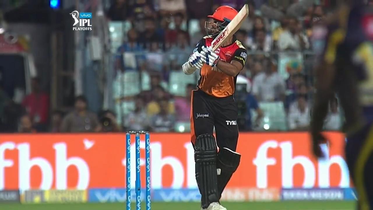 Q2: SRH vs KKR – Super Sixes background