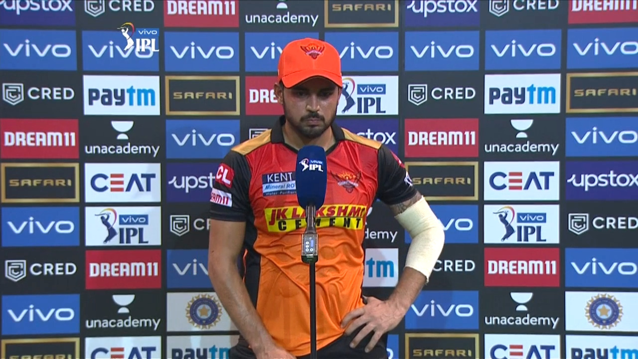 M55: SRH vs MI – Manish Pandey Interview background