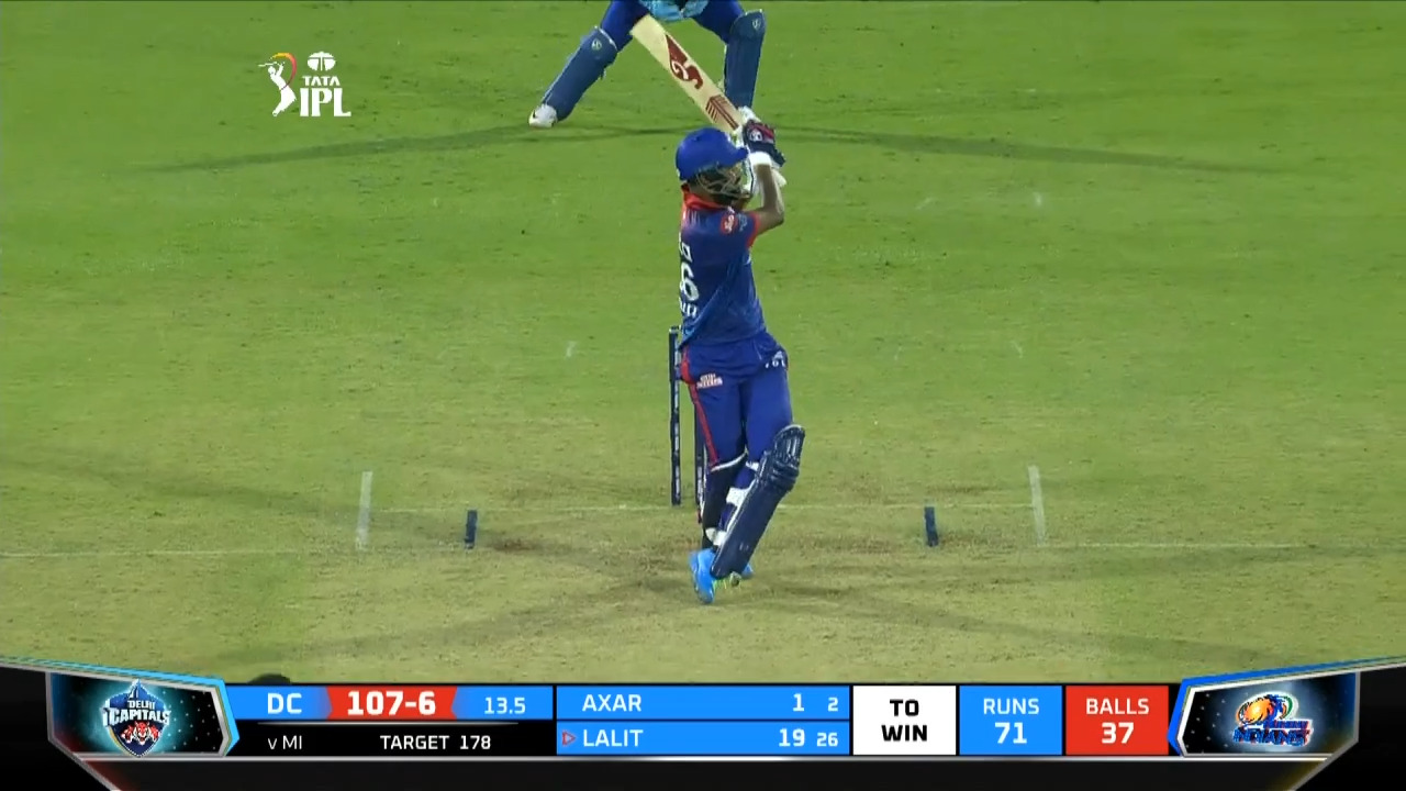 M02: DC vs MI – Lalit Yadav Six