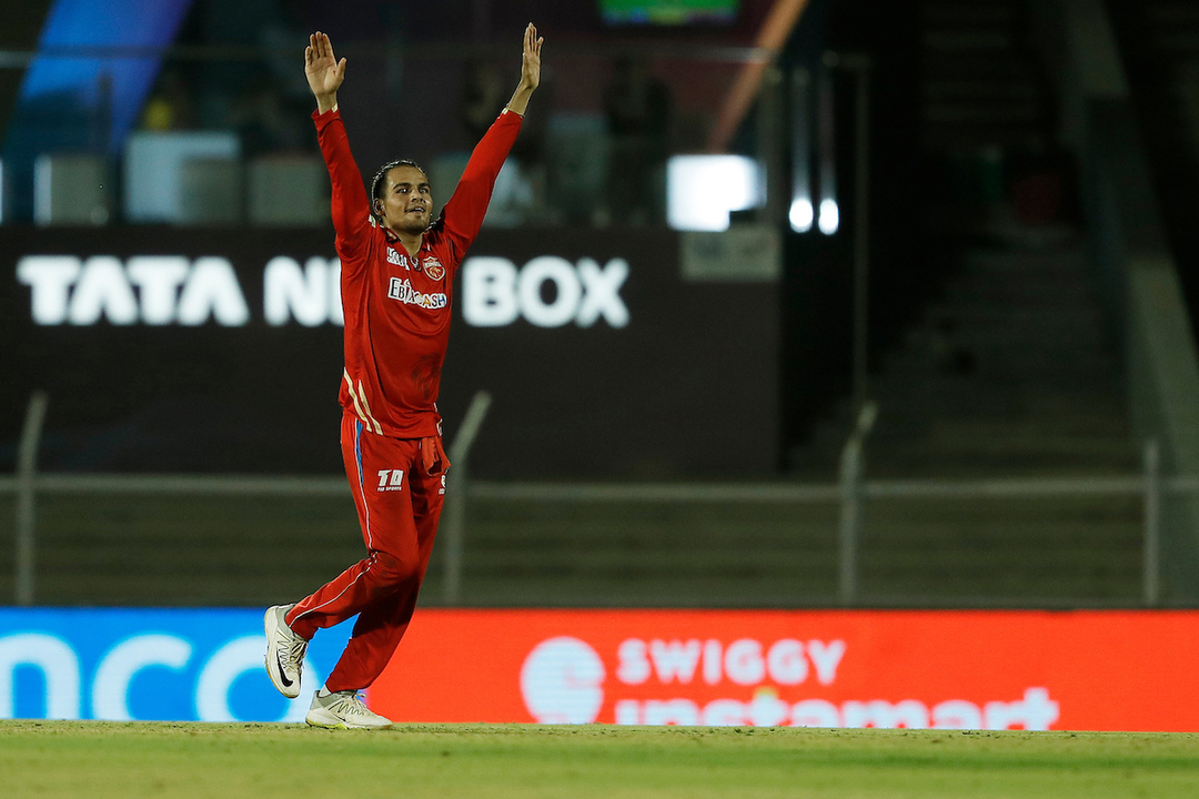 Rahul Chahar's tight spell of 3/25