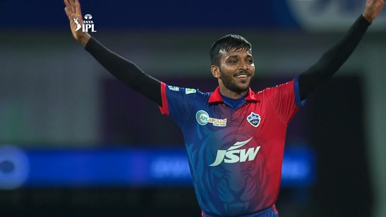 M58: RR vs DC – Fall of Wickets