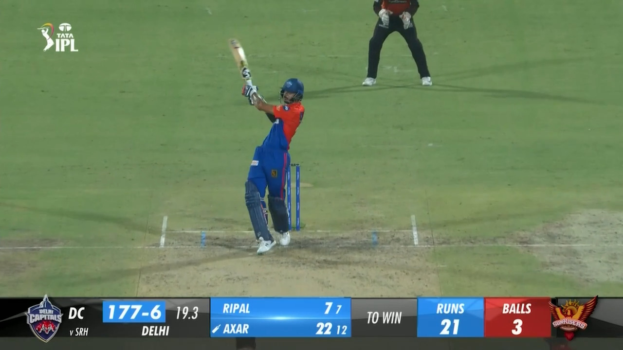 M40: DC vs SRH – Axar Patel Six