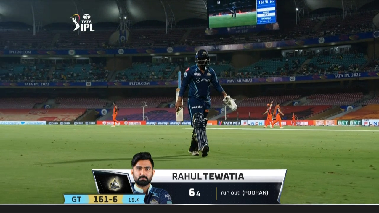 M21: SRH vs GT – Rahul Tewatia Wicket background