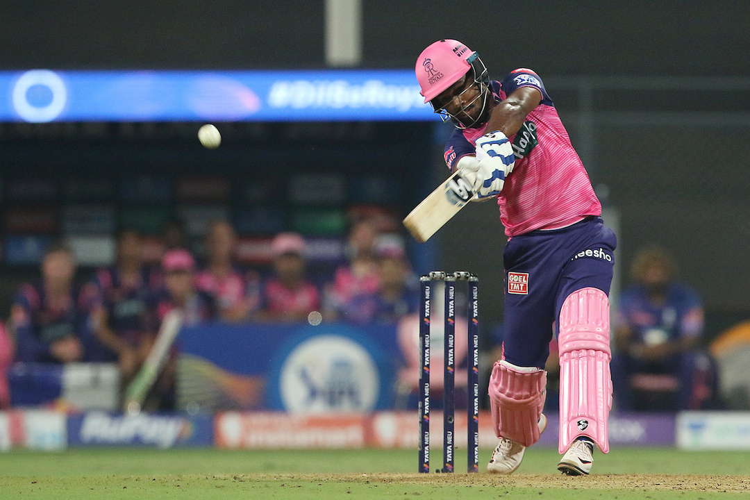 Sanu Samson’s attacking 46* (19)