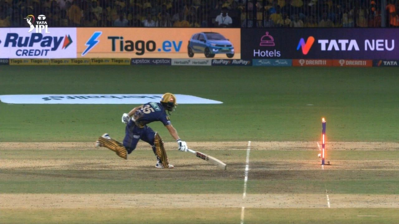 Bulls-Eye: Moeen's brilliant direct hit runs out Rinku