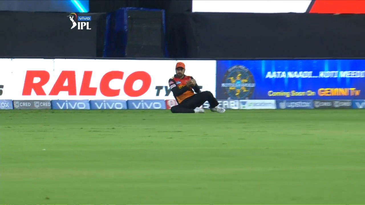 Rapid Rashid's running catch background