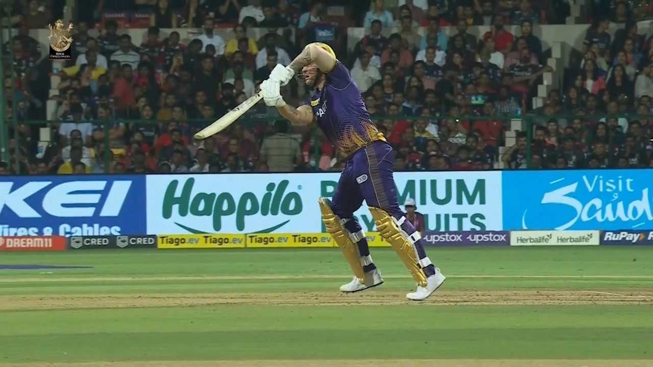M36: RCB vs KKR – Super Sixes