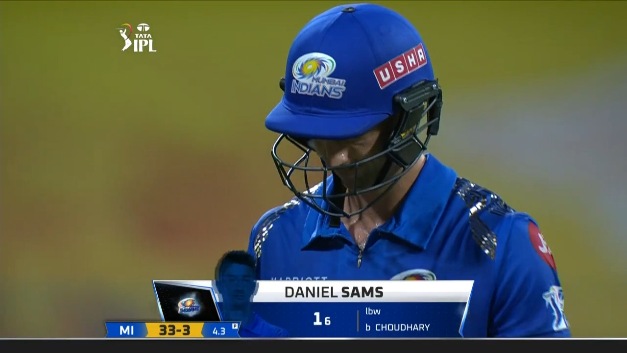 M59: CSK vs MI – Daniel Sams Wicket background