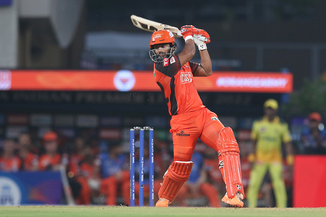 Rahul Tripathi's efficient supporting role of 39*(15)