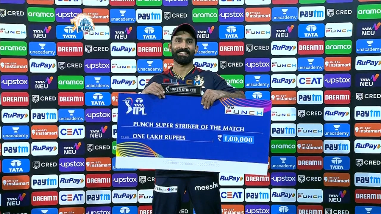 M22: CSK vs RCB – Punch Super Striker Of The Match – Dinesh Karthik