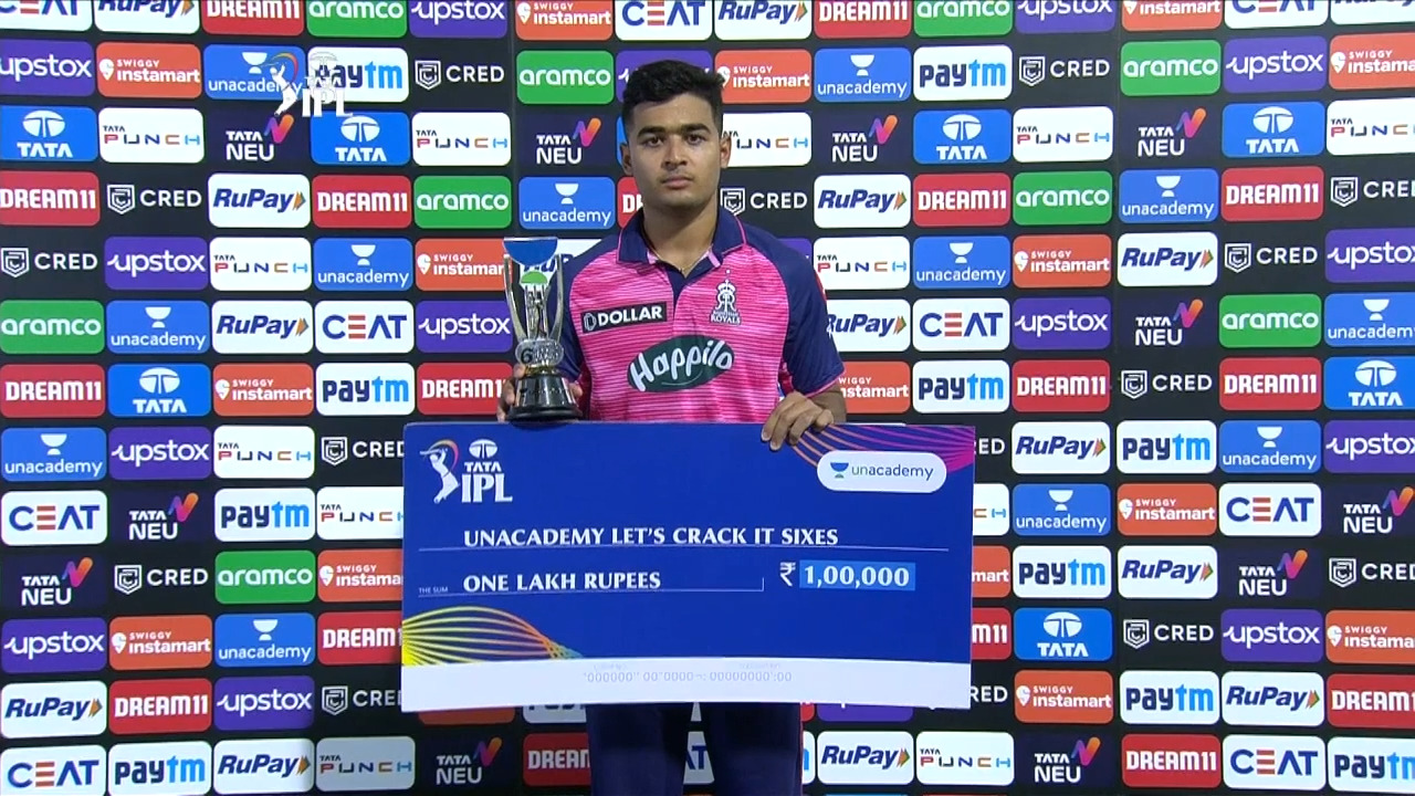 M47: KKR vs RR – Unacademy Let's Crack It Sixes of the Match – Riyan Parag