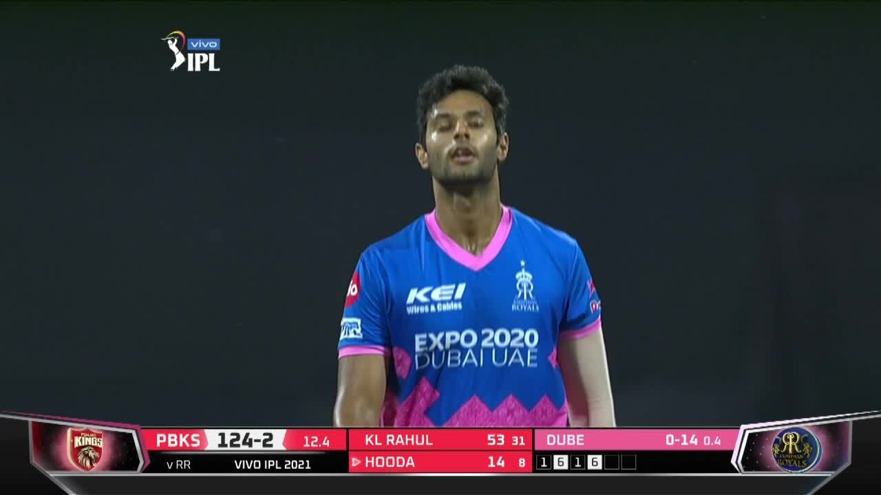M04: RR vs PBKS – Deepak Hooda Six background