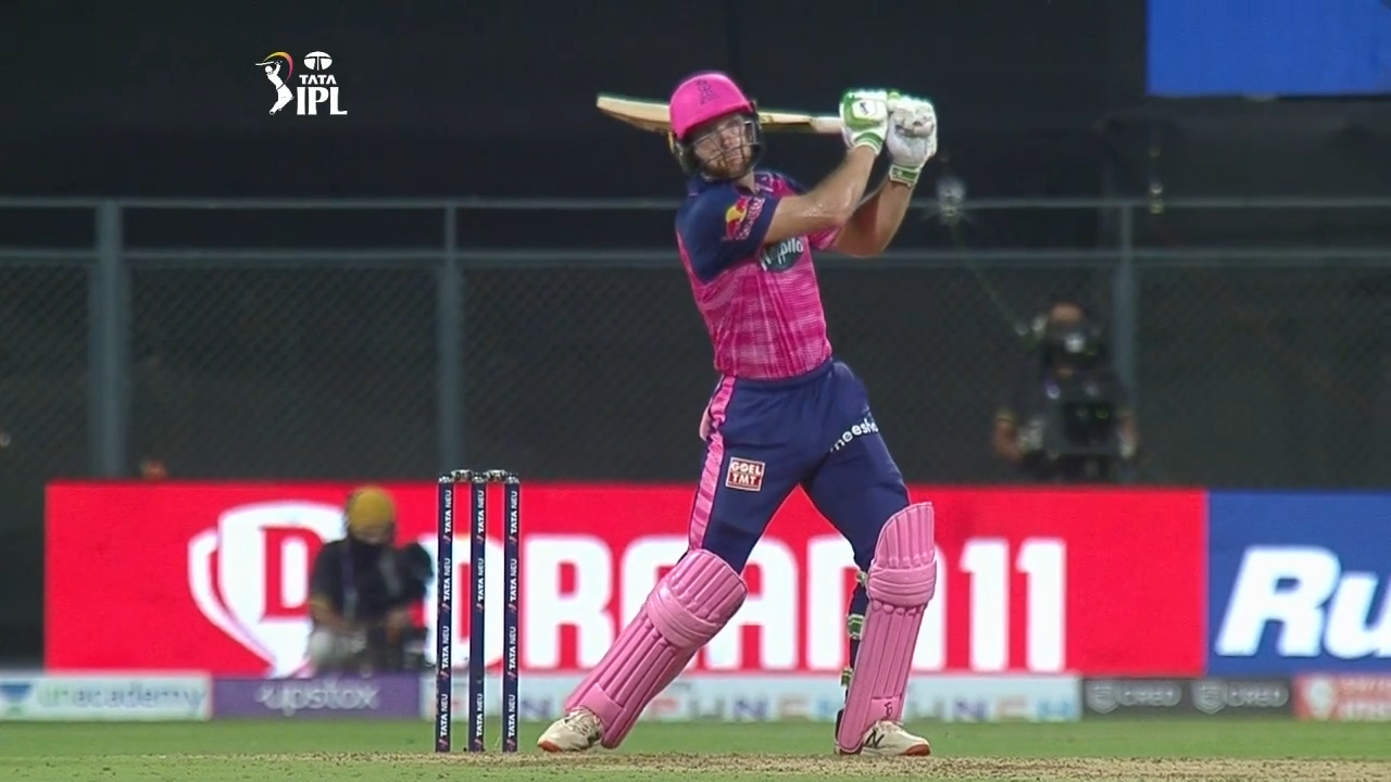 M13: RR vs RCB – Super Sixes