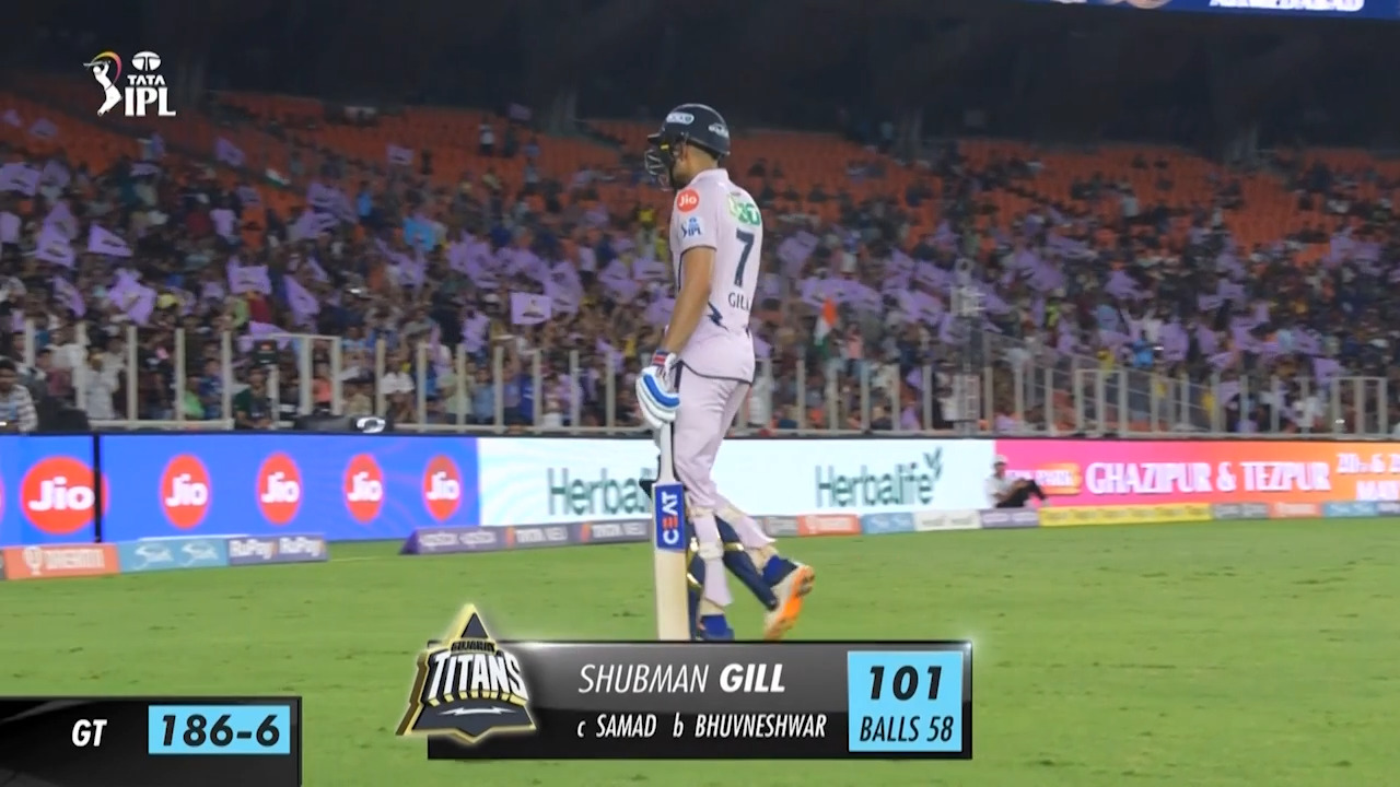 M62: GT vs SRH – Shubman Gill Wicket background