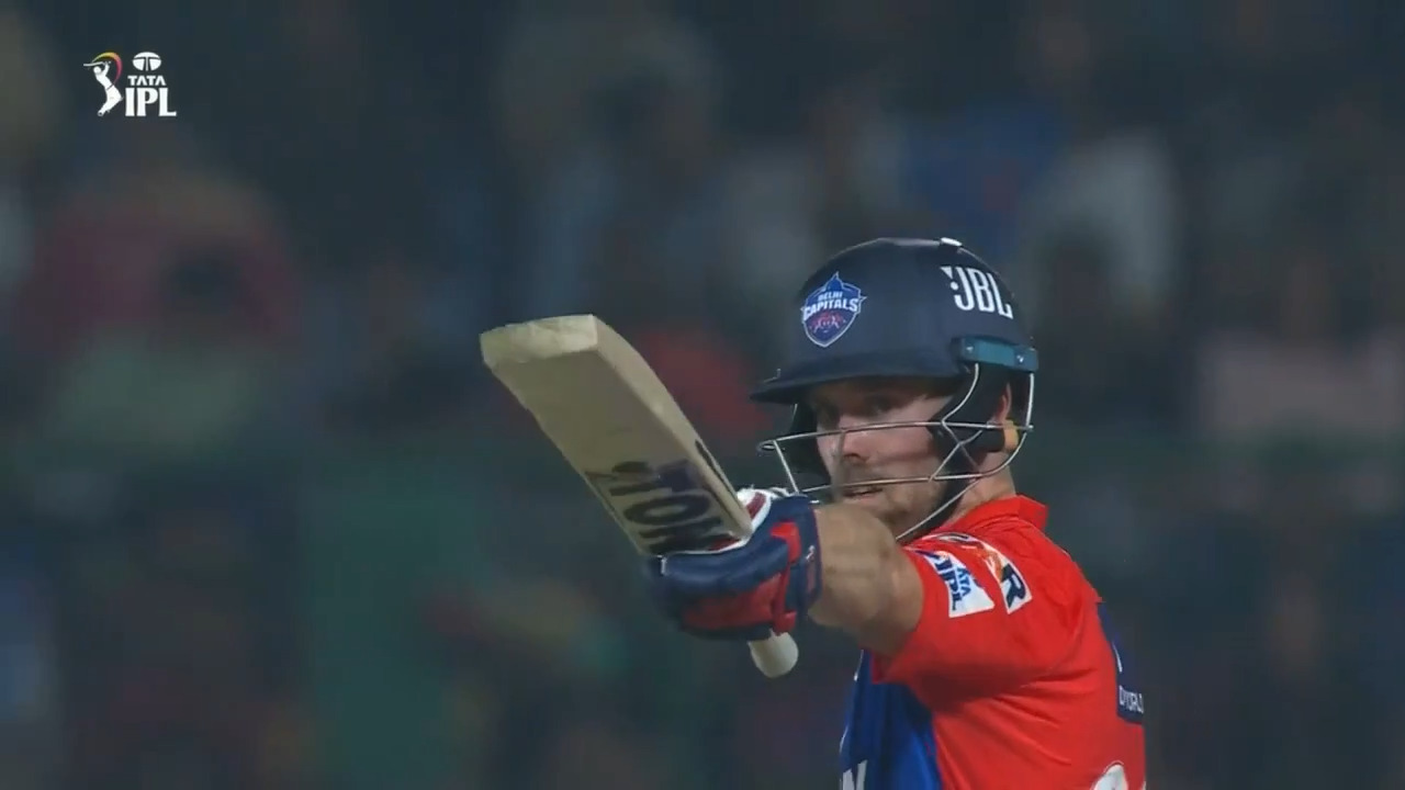 M50: DC vs RCB – Amazing Moments