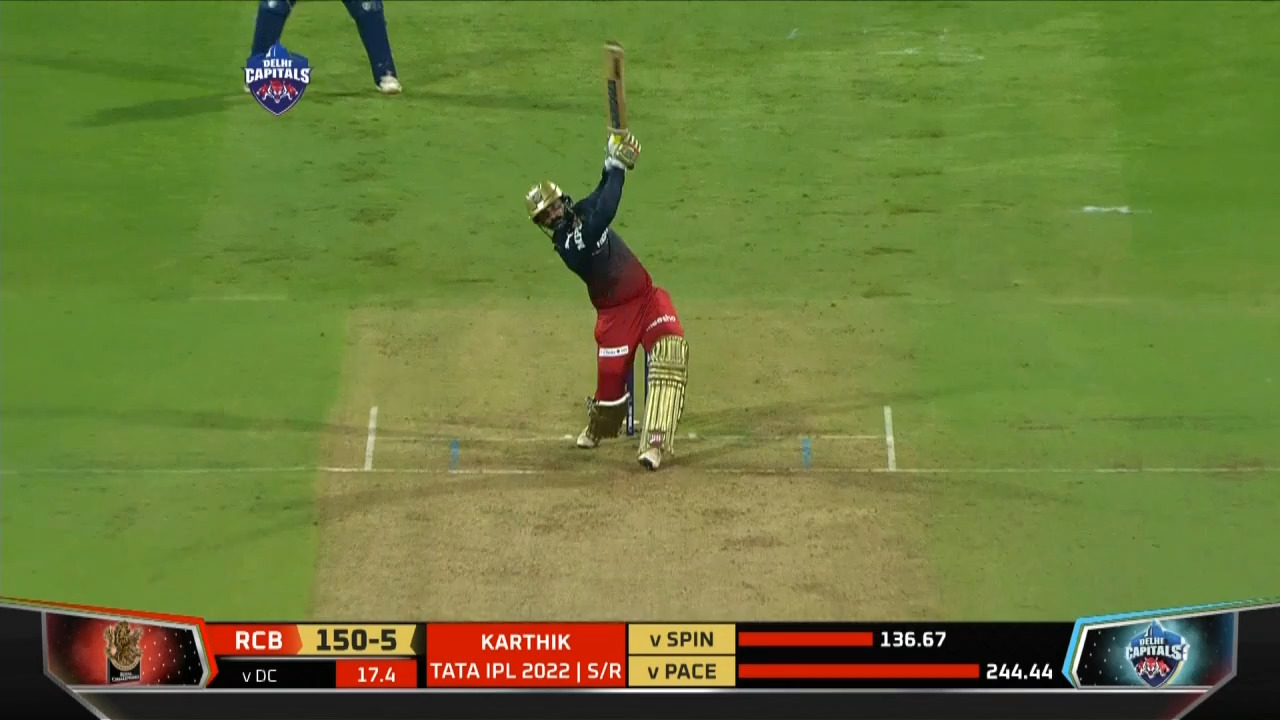 M27: DC vs RCB – Dinesh Karthik Six