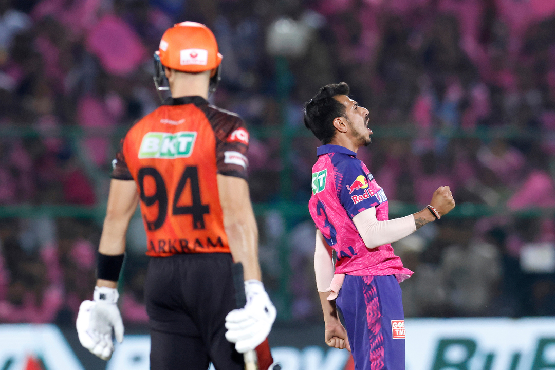 Twin strikes: Chahal picks up massive wickets of Tripathi, Markram in same over background