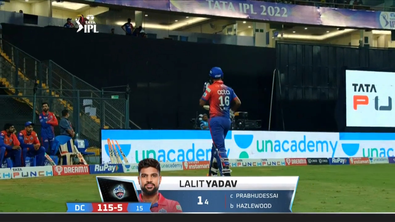 M27: DC vs RCB – Lalit Yadav Wicket