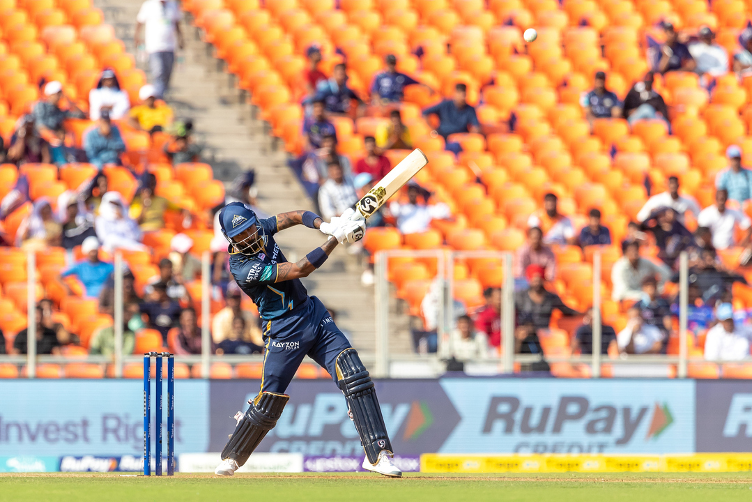 On the charge: Gill, Pandya smack 20 runs off Stoinis over background