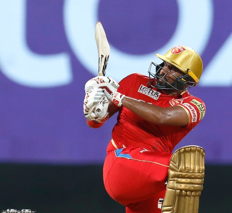 Rajapaksa's one-handed six