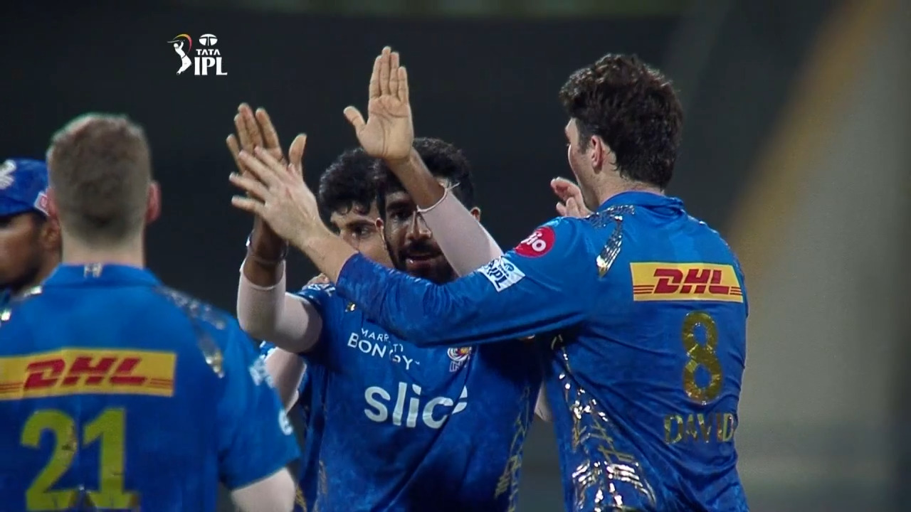 M59: CSK vs MI – Fall of Wickets background