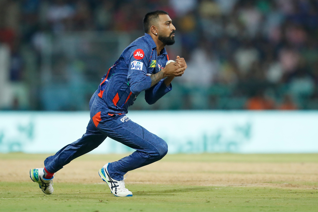 Fantastic grab: Krunal pulls off a brilliant running catch