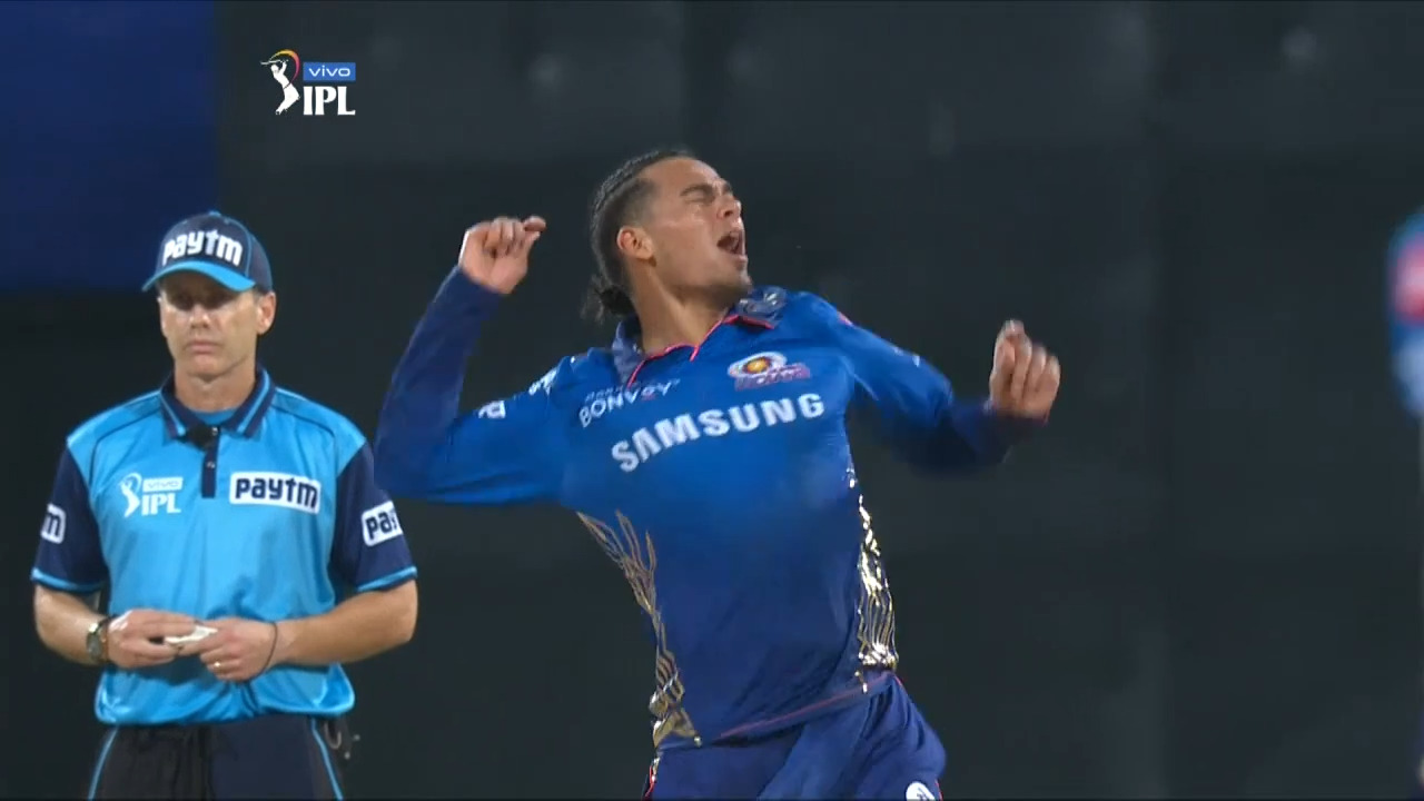 Impressive Rahul Chahar scalps 4