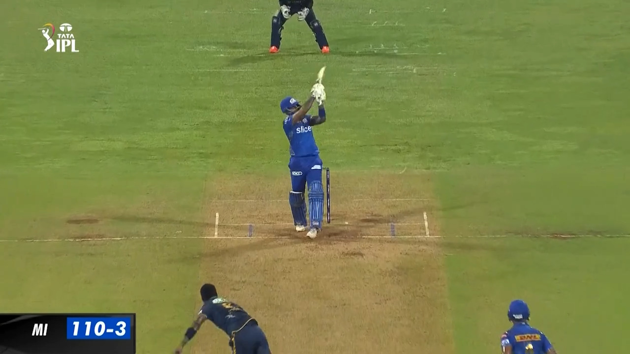 M57: MI vs GT – Suryakumar Yadav Six background