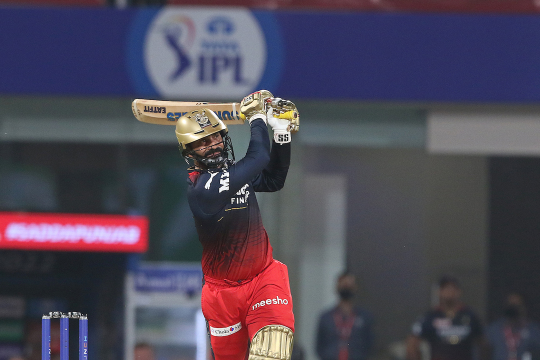 Dinesh Karthik's batting fireworks of 32*(14)