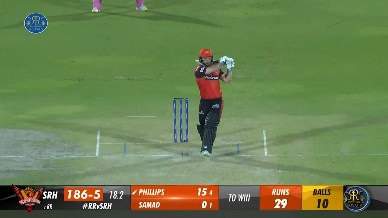 M52: RR vs SRH – Glenn Phillips Six