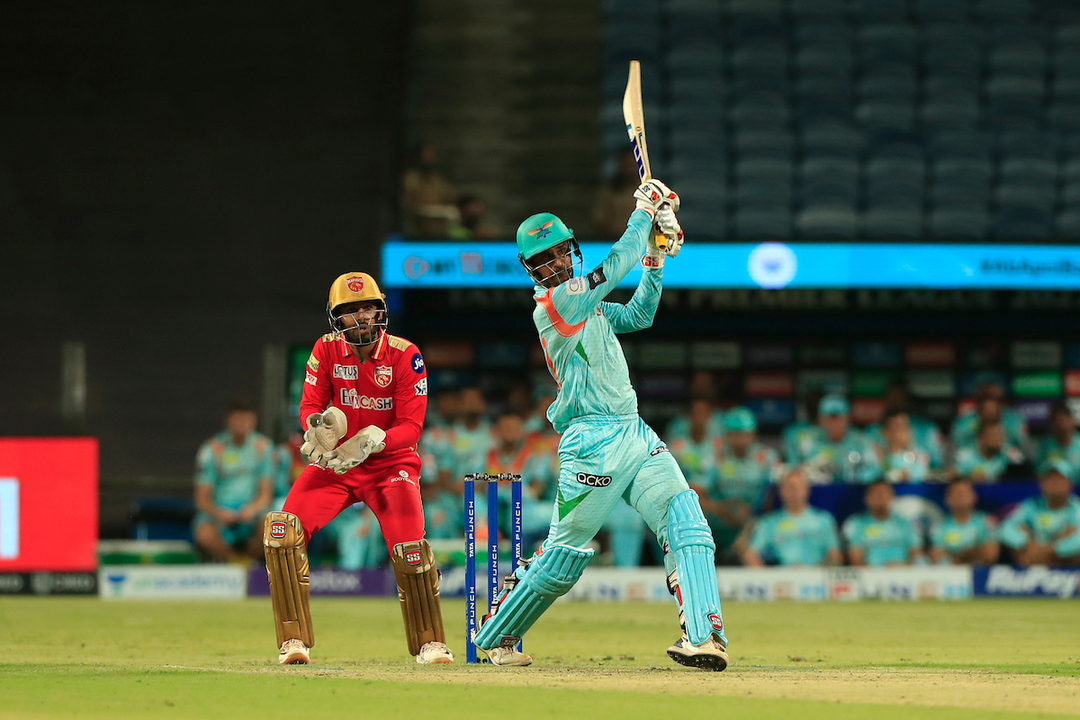 Hooda bludgeons Livingstone for a 94-metre six