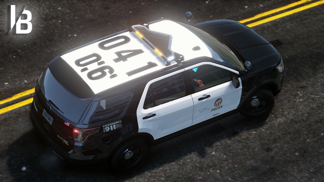 REALISTIC POLICE PATROL IN FIVEM'S BEST SERVER...